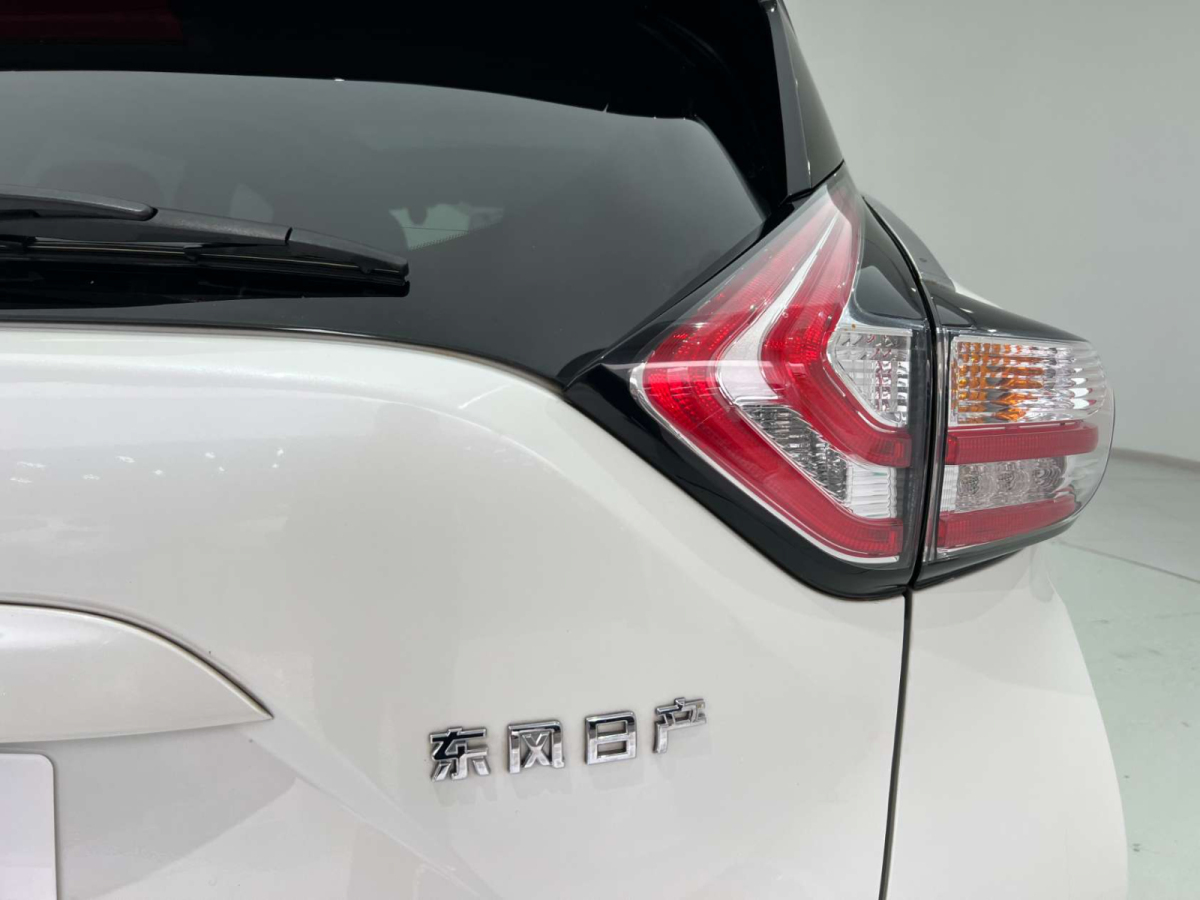 日產(chǎn) 樓蘭  2015款 2.5L XL 兩驅(qū)智尚版圖片