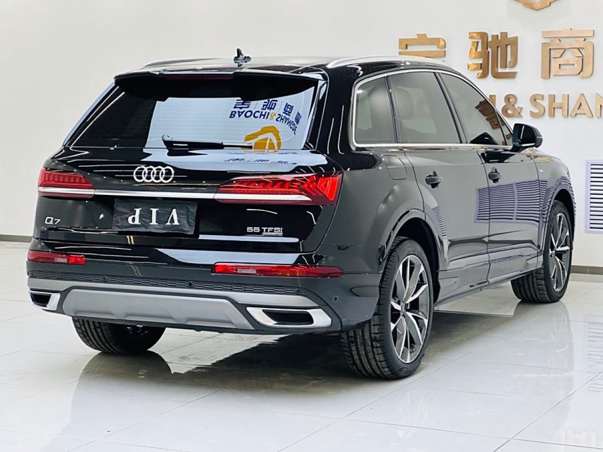 奧迪 奧迪Q7  2023款 55 TFSI quattro S line運動型圖片