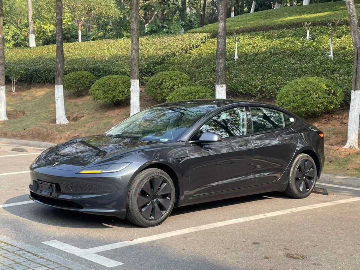 特斯拉 Model Y  2023款 后輪驅(qū)動(dòng)版圖片