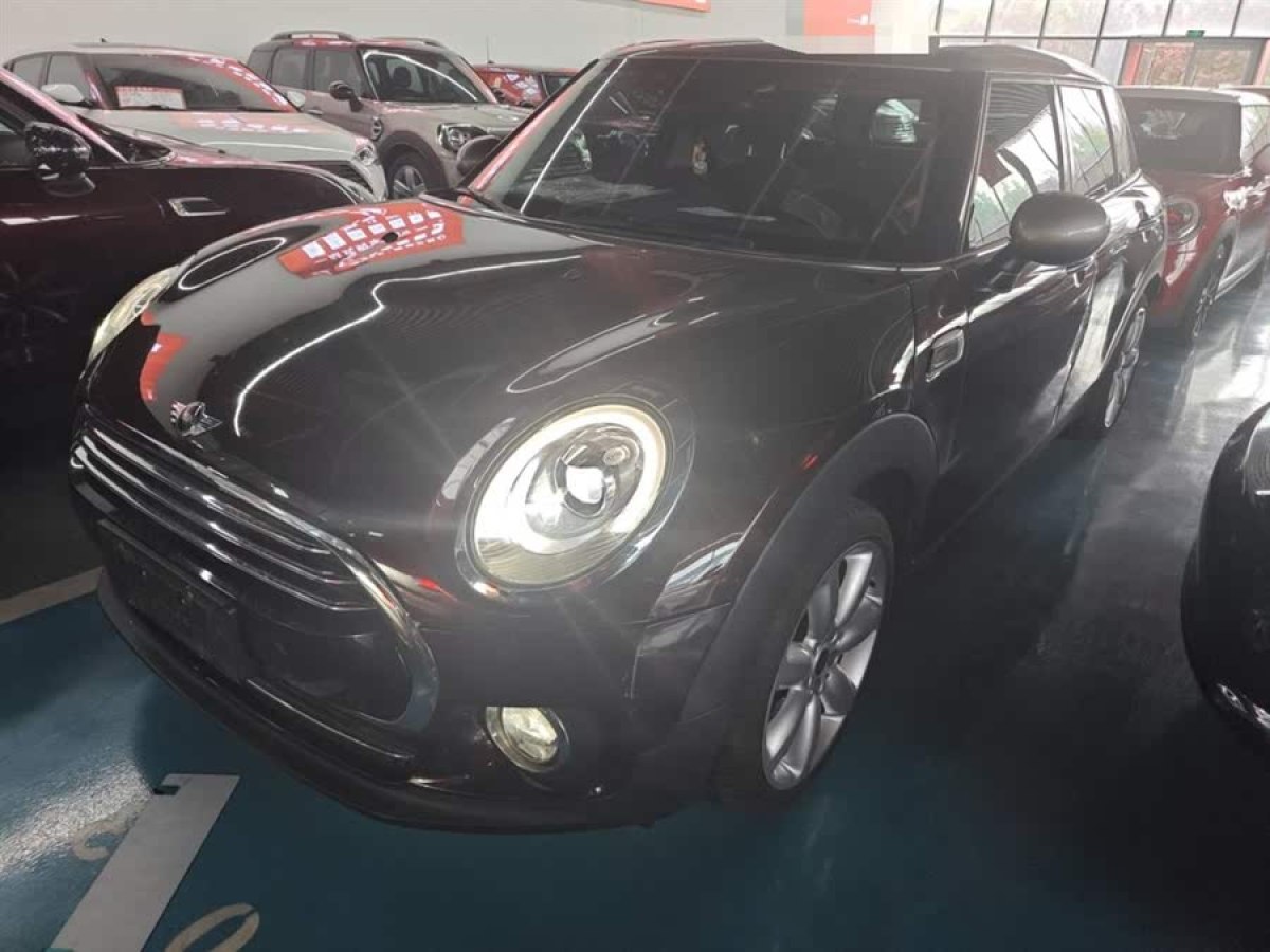 MINI CLUBMAN  2016款 改款 1.5T COOPER 鑒賞家版圖片