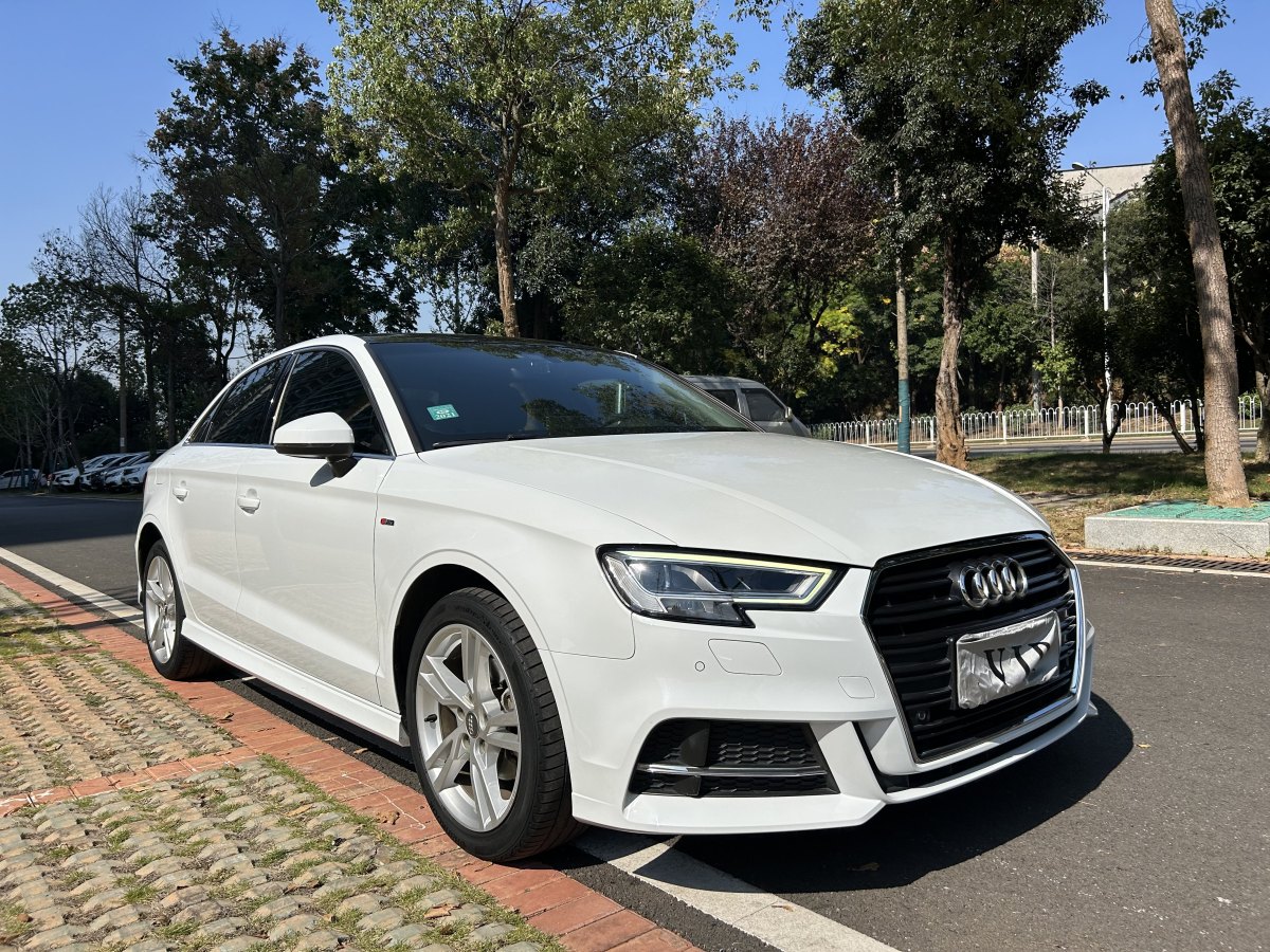 奥迪 奥迪A3  2019款 Sportback 35 TFSI 时尚型 国V图片