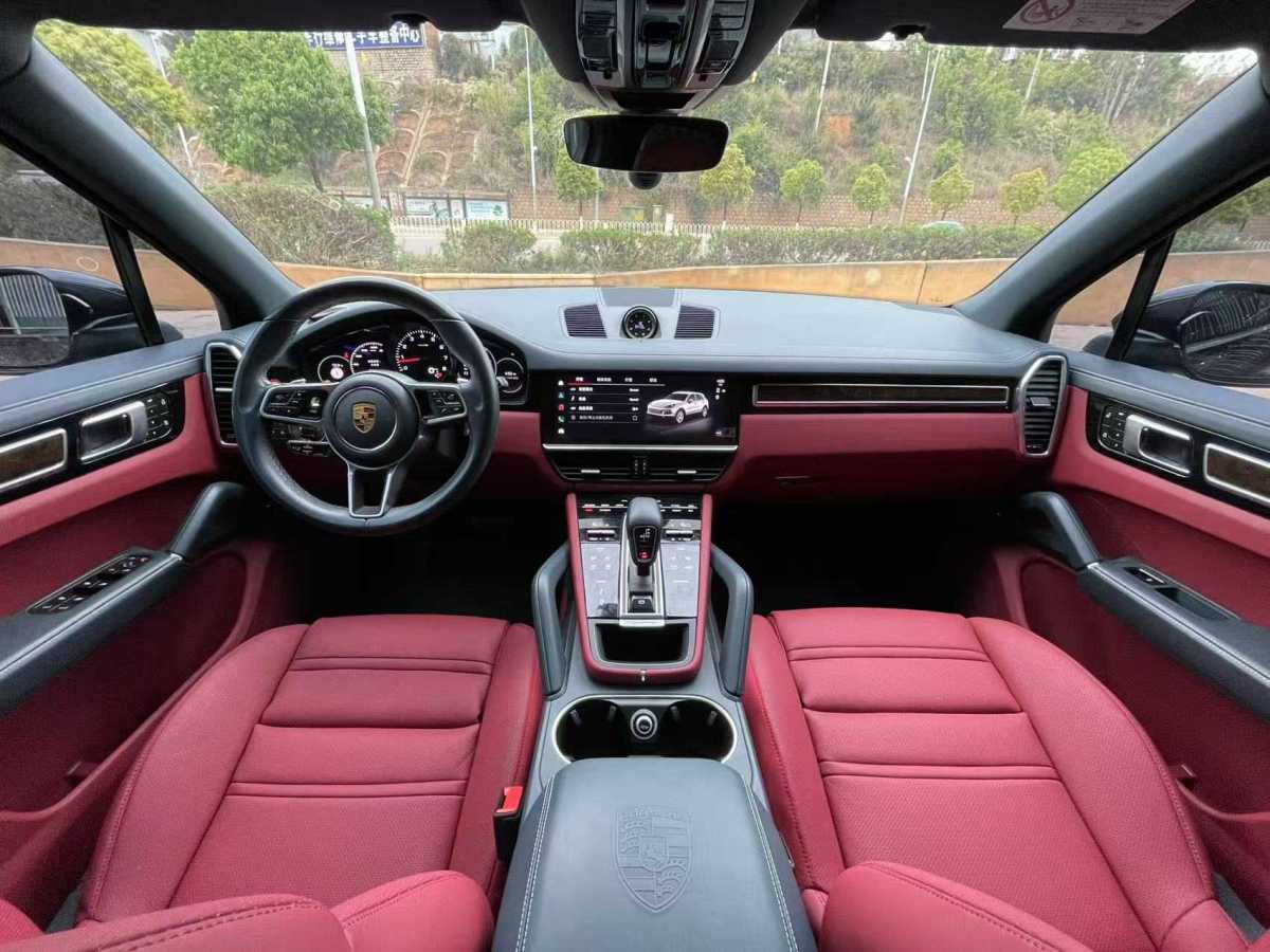 保時(shí)捷 Cayenne  2022款 Cayenne 3.0T 鉑金版圖片