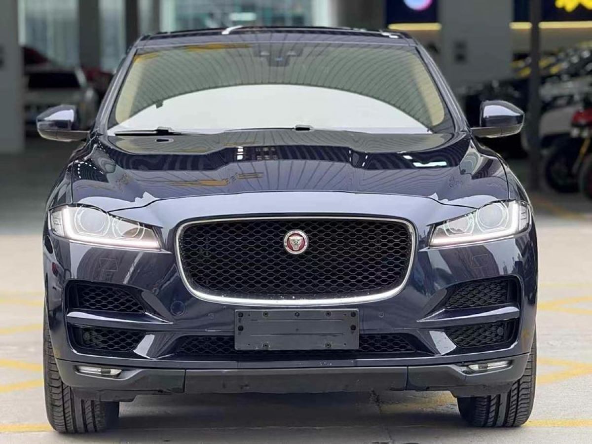 捷豹 F-PACE  2018款 2.0T 四驅(qū)都市尊享版圖片