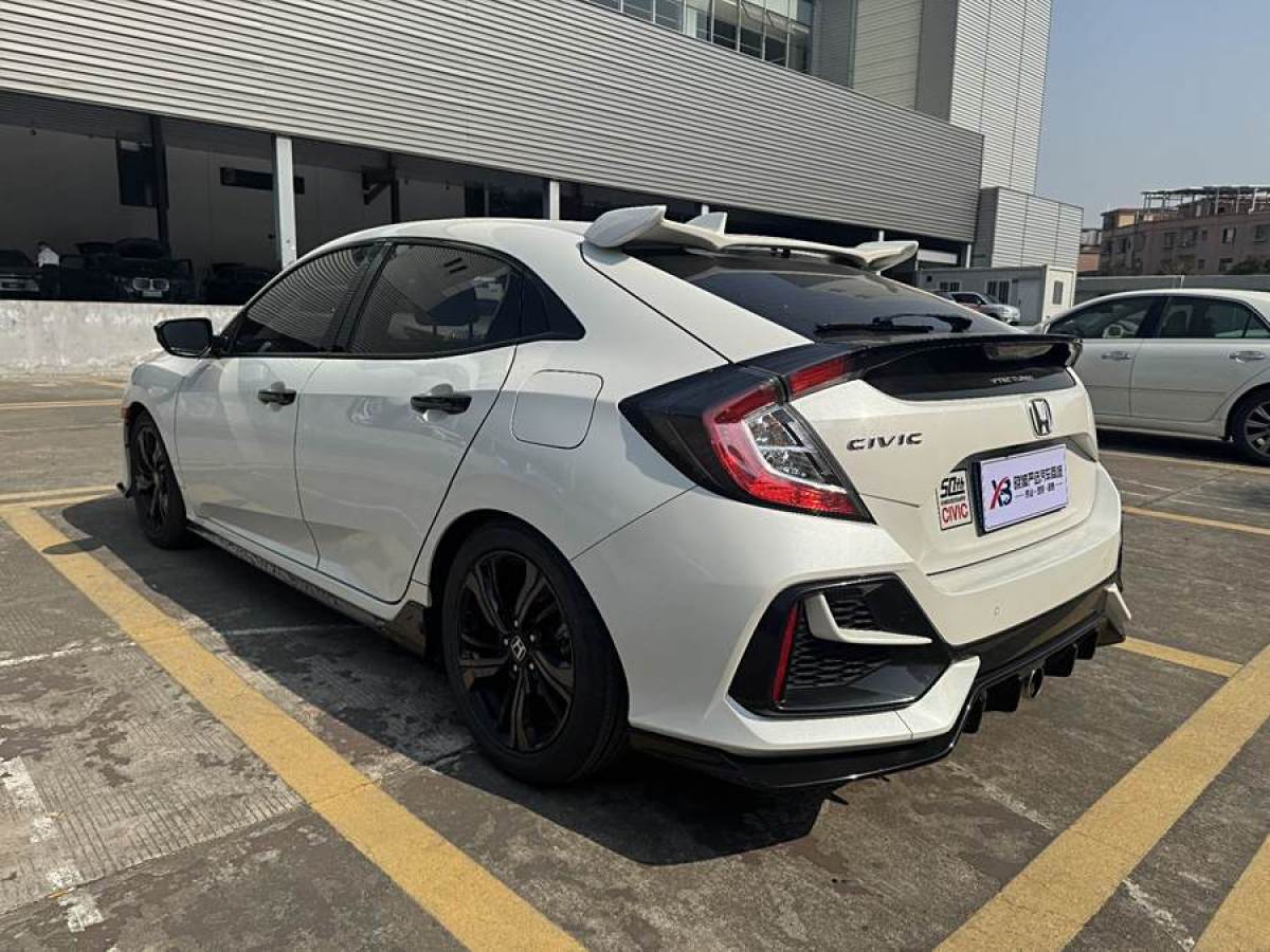 本田 思域  2021款 HATCHBACK 220TURBO 手動駕趣控圖片