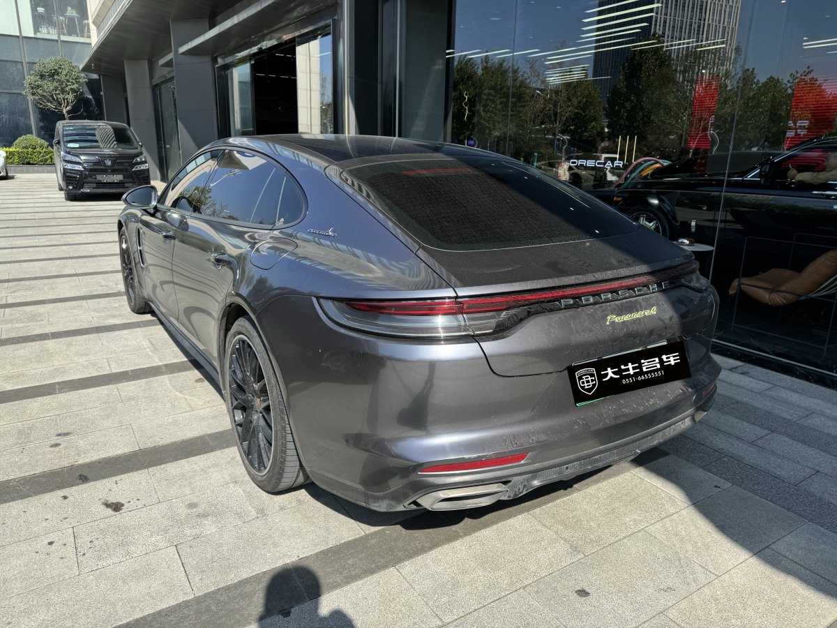 保時(shí)捷 Panamera新能源  2022款 Panamera 4 E-Hybrid 行政加長(zhǎng)版 2.9T圖片