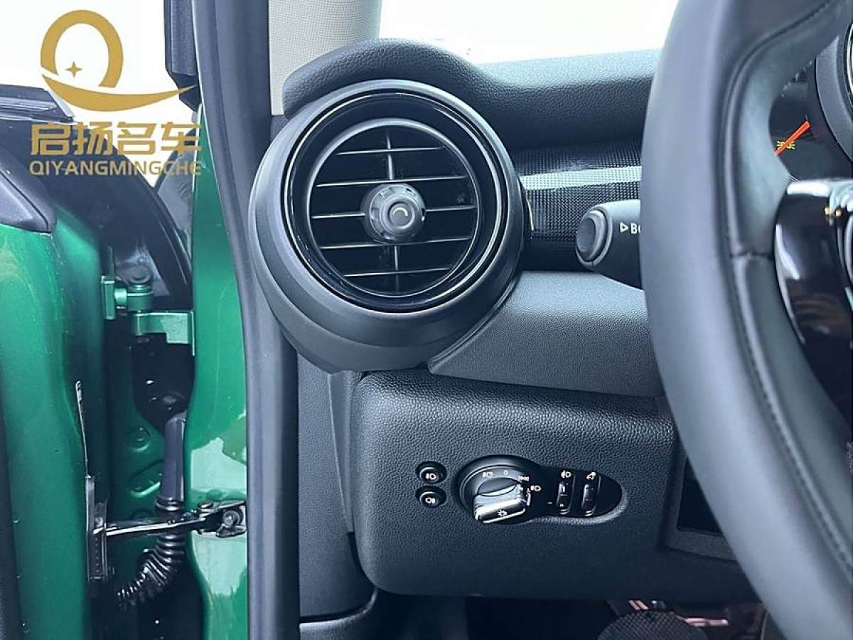 MINI MINI  2020款 1.5T COOPER 藝術(shù)家圖片