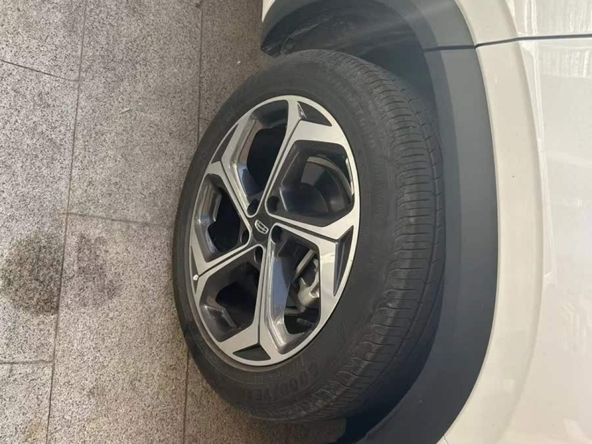 吉利 星越L  2021款 2.0TD DCT EVO兩驅(qū)舒適型圖片