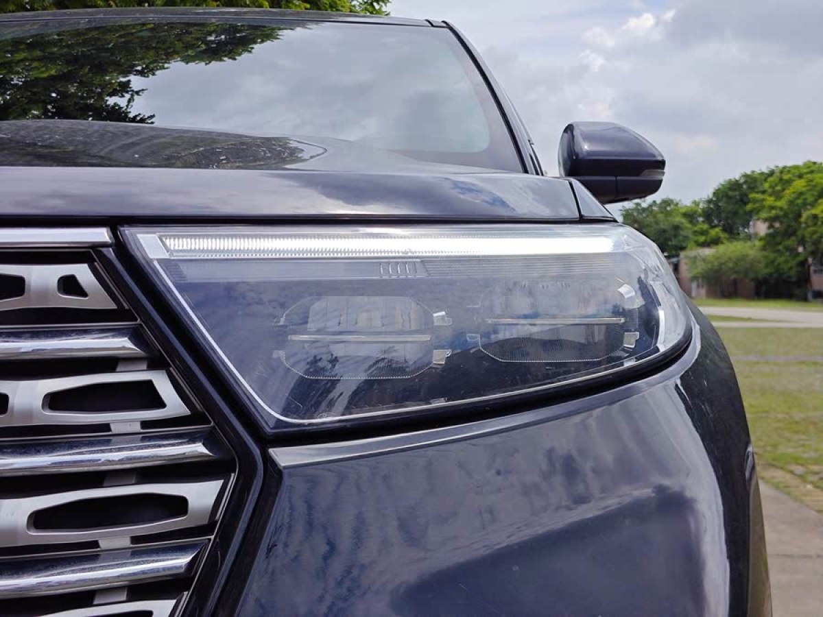 福特 探險者  2023款 EcoBoost 285 四驅(qū)鈦金版 7座圖片