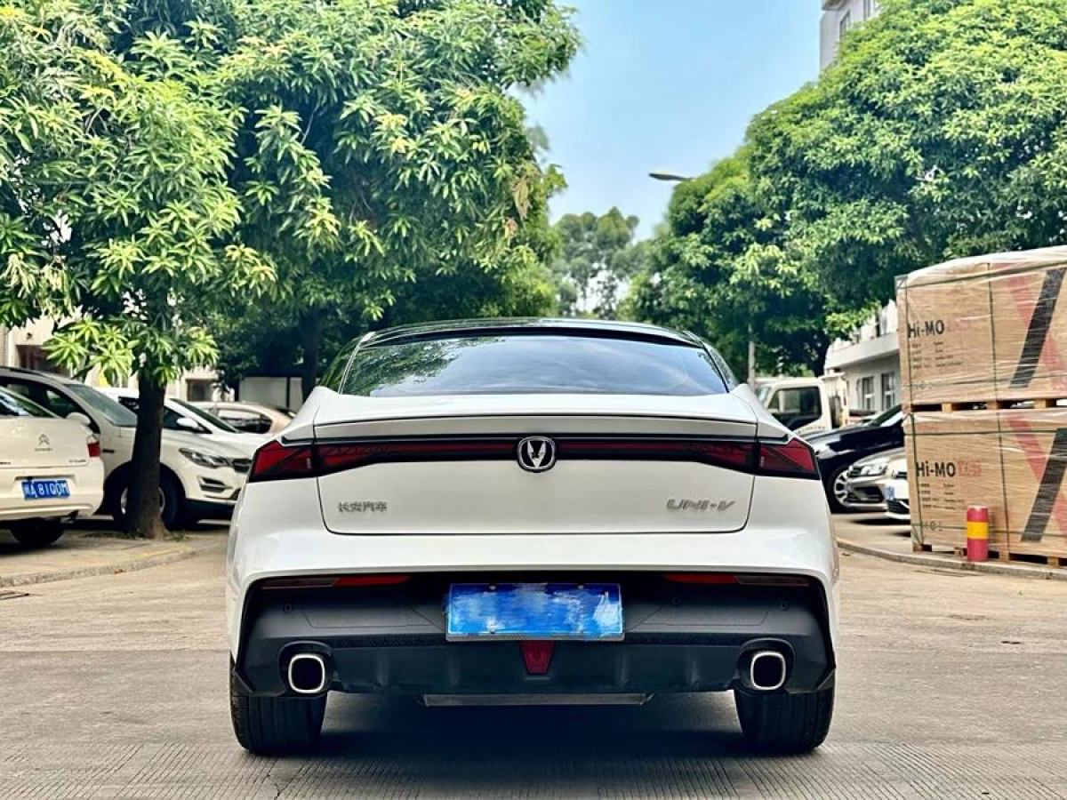 2023年5月長(zhǎng)安 長(zhǎng)安UNI-V  2023款 1.5T 尊貴型