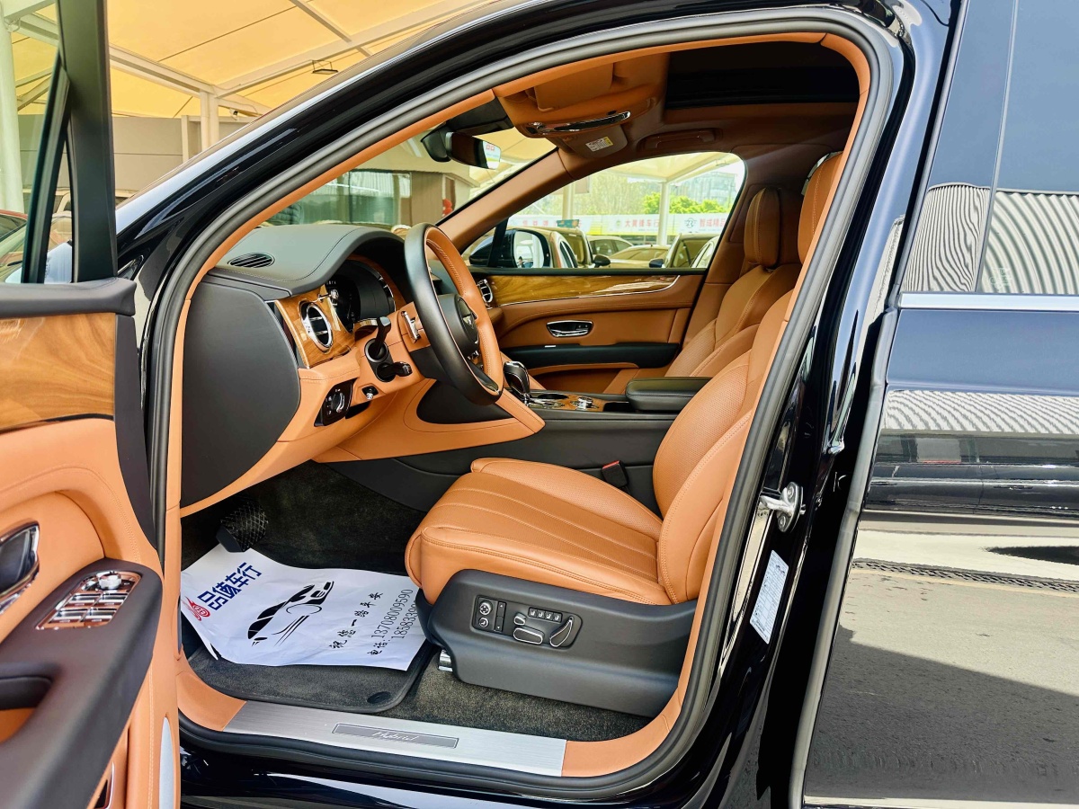 賓利 添越PHEV  2021款 3.0T PHEV圖片