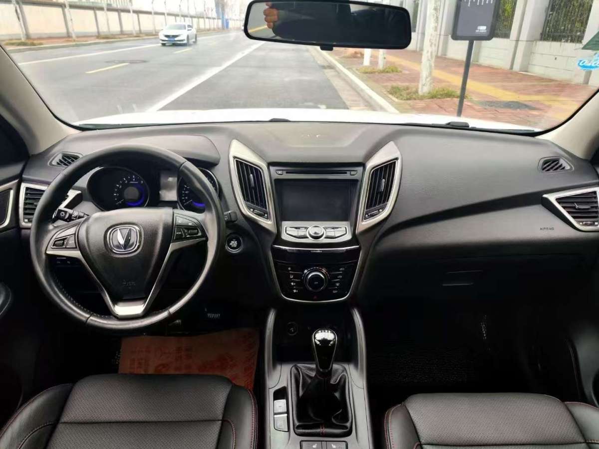 長安 CS75  2014款 2.0L 手動領(lǐng)先型 國IV圖片