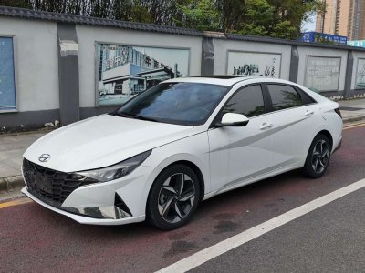 2021年5月 現(xiàn)代 伊蘭特 1.5L LUX尊貴版圖片