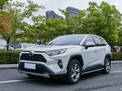 2022年6月 丰田 RAV4 荣放 2.0L CVT两驱风尚版图片