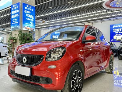 smart forfour  2018款 0.9T 66千瓦先鋒版