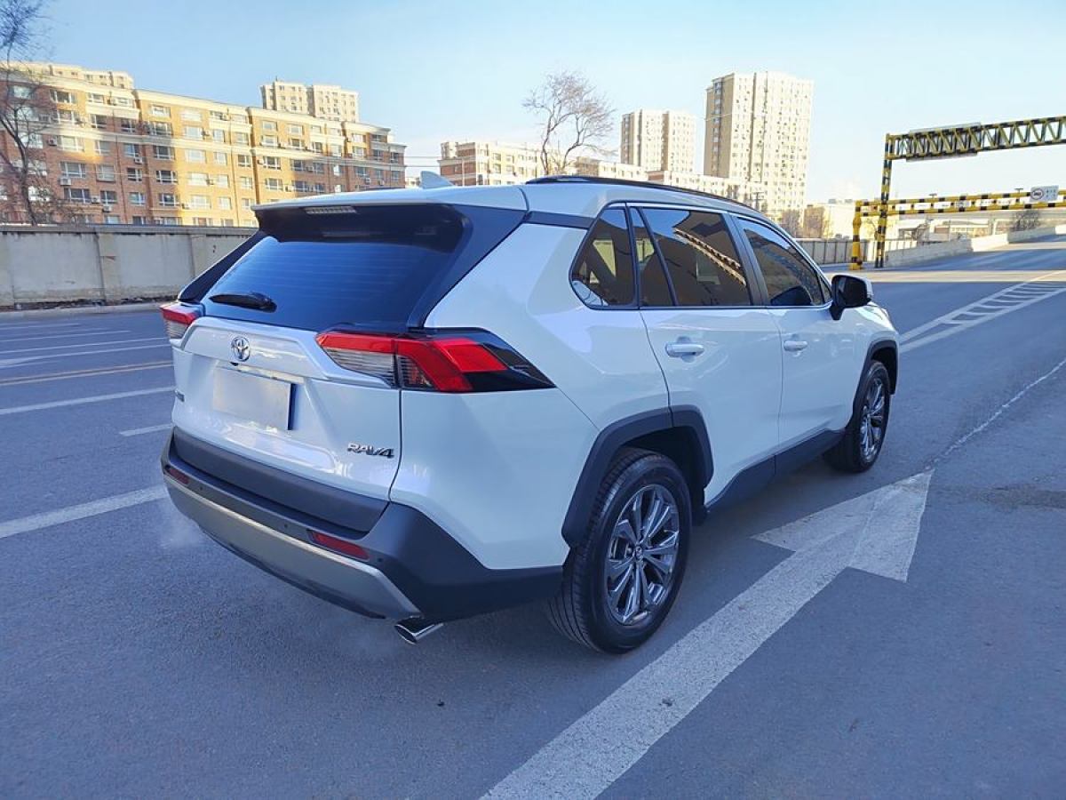 豐田 RAV4榮放  2024款 2.0L CVT兩驅(qū)風(fēng)尚Plus版圖片