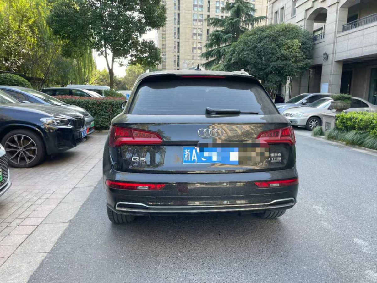 奧迪 奧迪Q3  2019款  35 TFSI 時尚動感型圖片