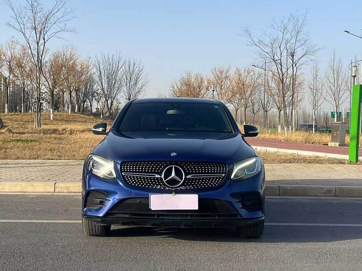 奔馳 奔馳GLC  2022款 改款 GLC 300 4MATIC 轎跑SUV圖片