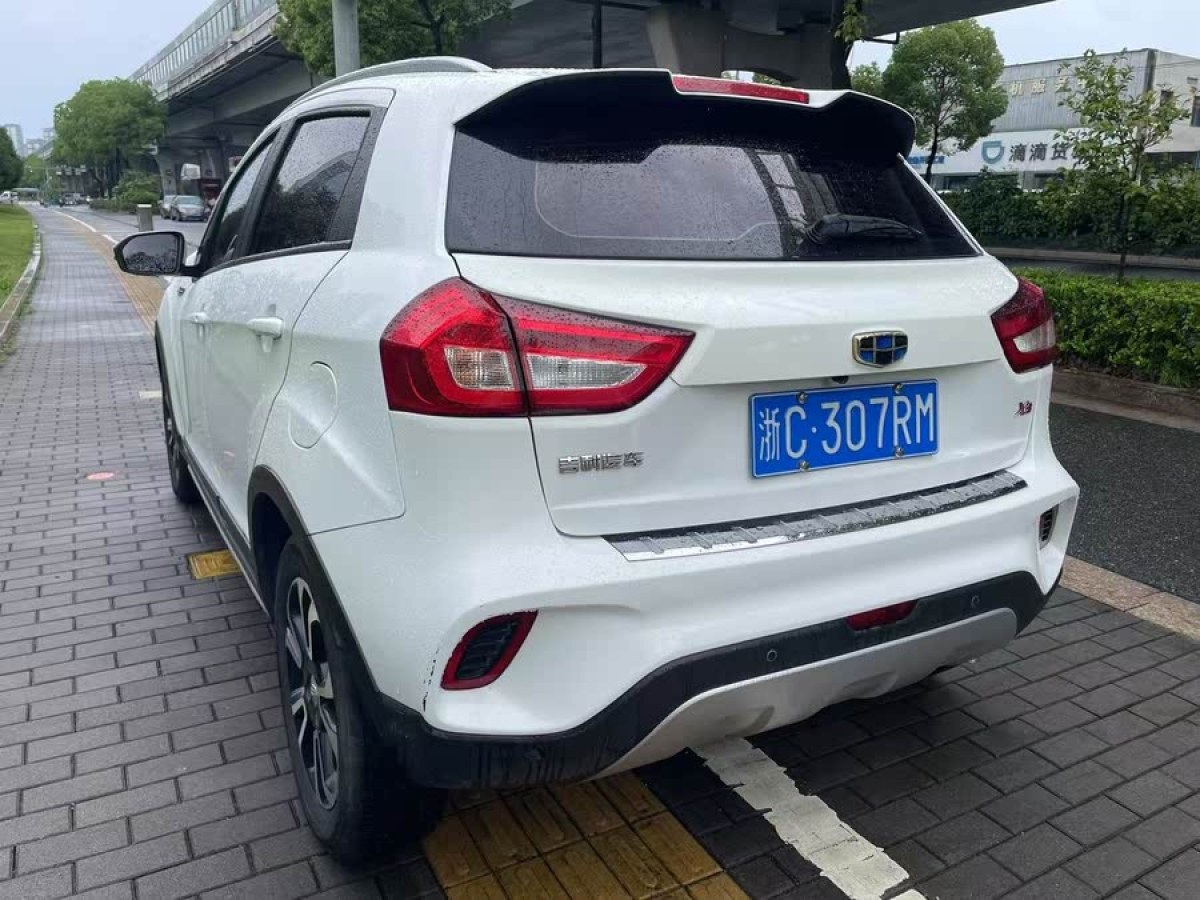 吉利 遠(yuǎn)景X3  2017款 1.5L 自動(dòng)尊貴型圖片