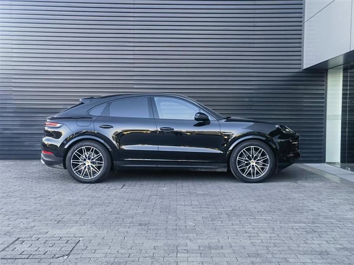 保時(shí)捷 Cayenne新能源  2024款 Cayenne E-Hybrid Coupé 2.0T圖片