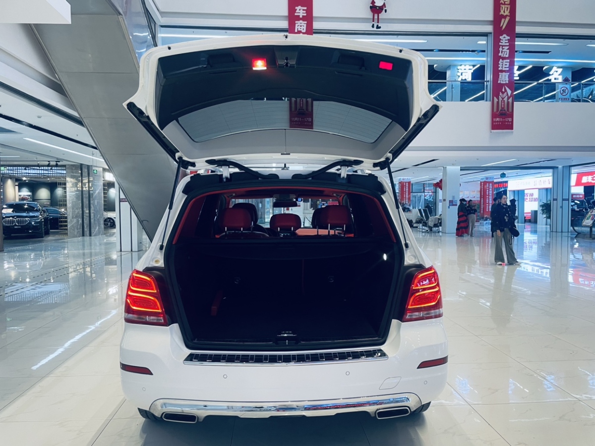 奔馳 奔馳GLK級(jí)  2015款 GLK 260 4MATIC 時(shí)尚型 極致版圖片