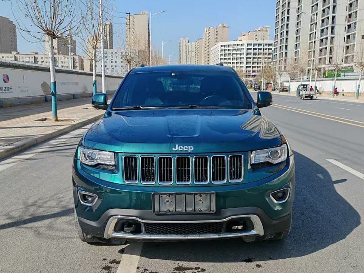 Jeep 大切諾基  2015款 3.0TD 柴油 舒享導(dǎo)航版圖片