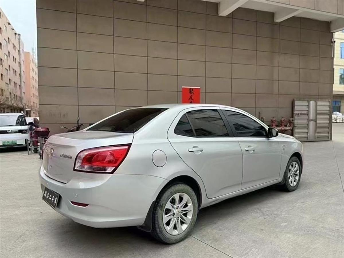 寶駿 630  2013款 1.5L 手動(dòng)舒適型圖片