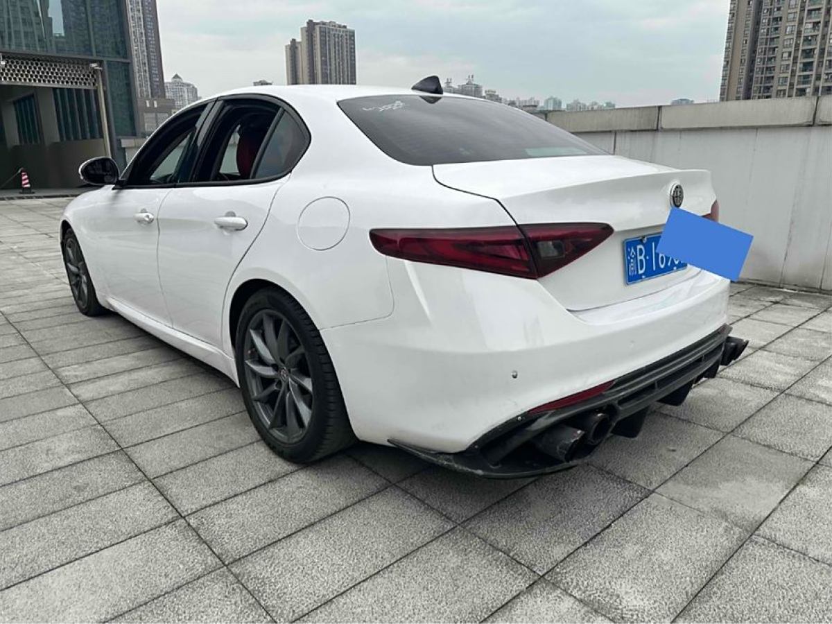 2019年5月阿爾法·羅密歐 Giulia  2017款 2.0T 200HP 精英版