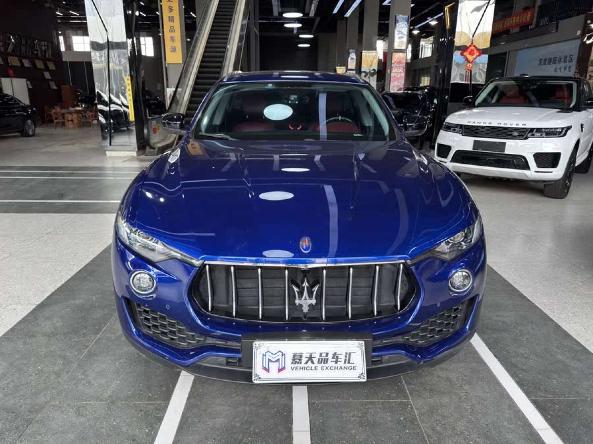 瑪莎拉蒂 Levante  2019款 3.0T 350Hp 標(biāo)準(zhǔn)版 國VI圖片
