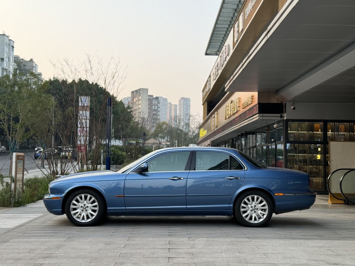 捷豹 XJ  2004款 XJ8 4.2圖片