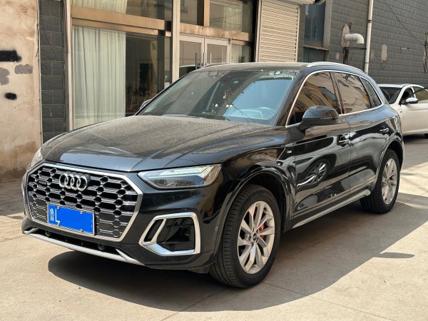 奥迪 奥迪Q5L  2021款 40 TFSI 豪华动感型