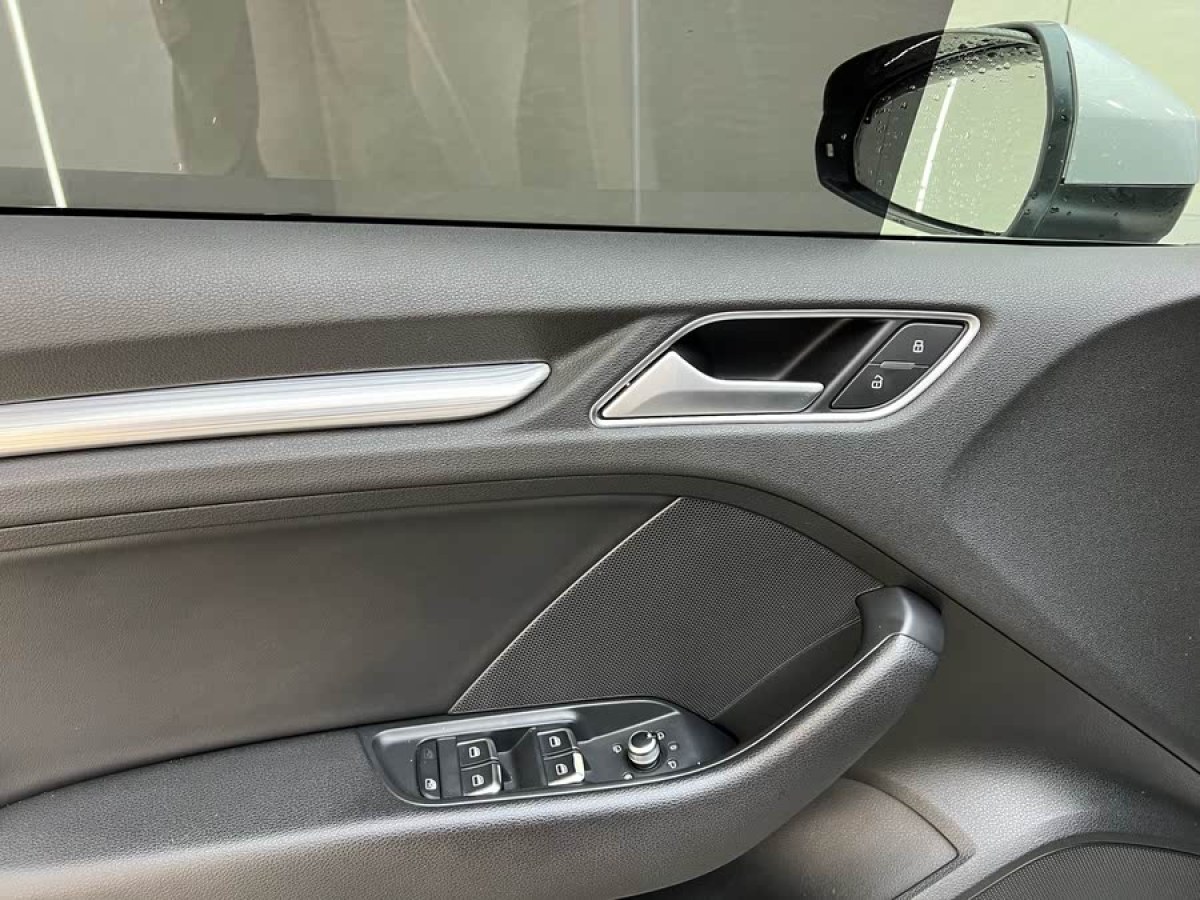 奧迪 奧迪A3  2014款 Limousine 40 TFSI S line 舒適型圖片