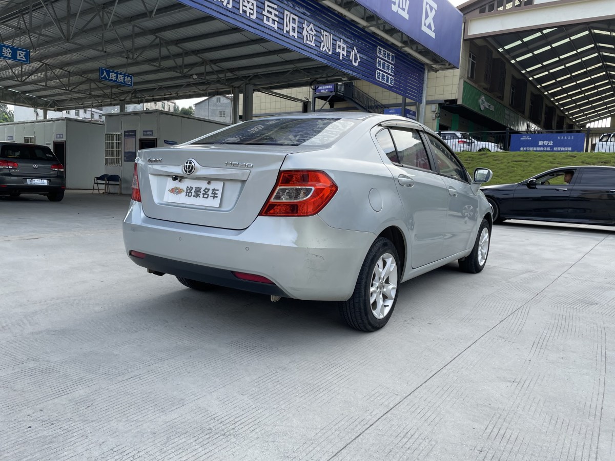 中華 H320  2012款 1.5L 手動舒適型圖片