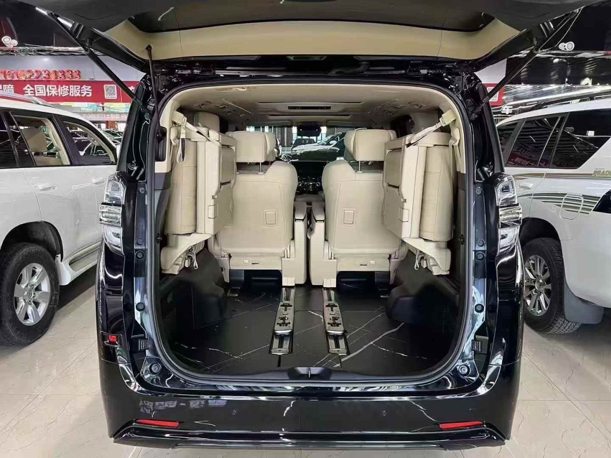 豐田 威爾法  2023款 皇冠 雙擎 2.5L HV尊貴版圖片