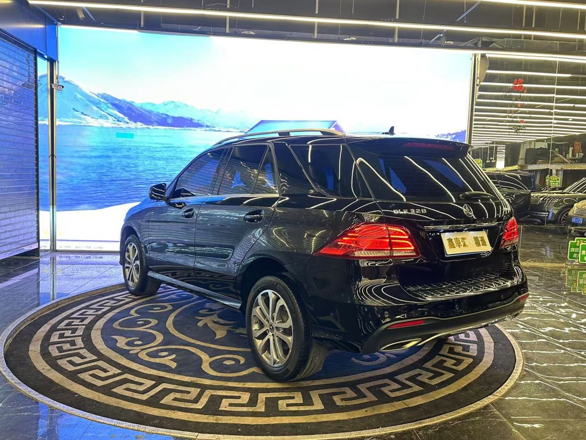 奔馳 奔馳GLE  2018款 GLE 320 4MATIC 動感型臻藏版圖片