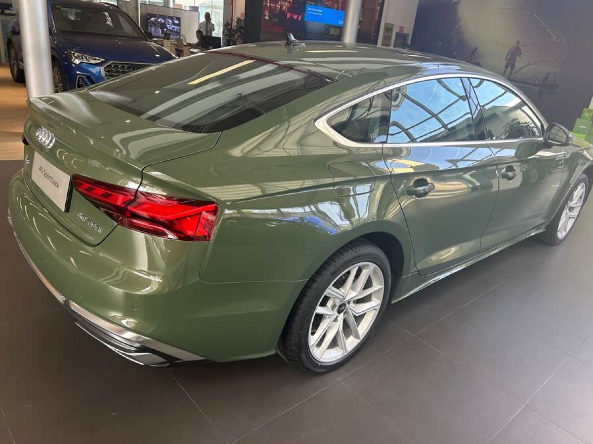 奧迪 奧迪A5  2023款 Sportback 40 TFSI 時(shí)尚動(dòng)感型圖片