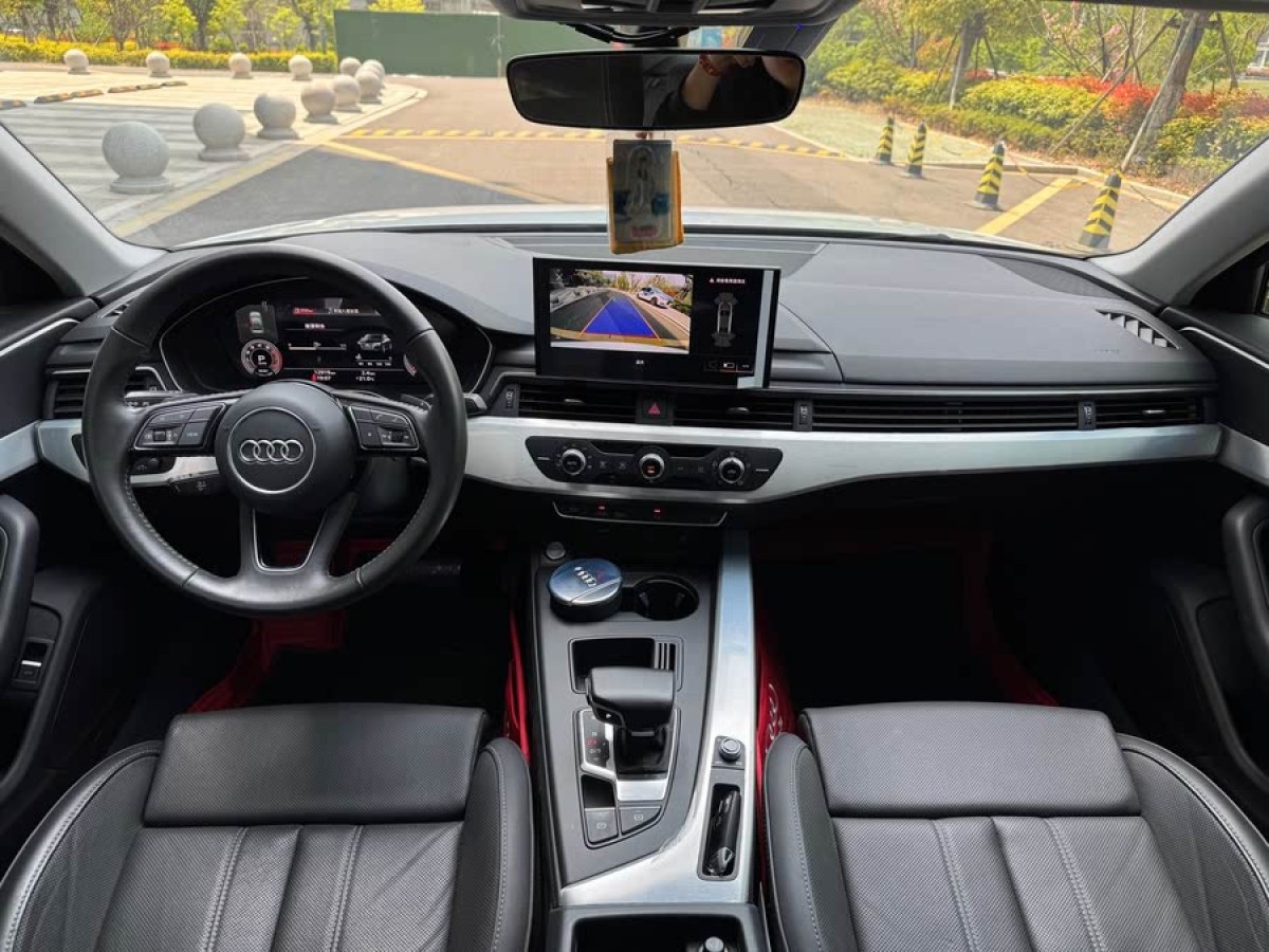 奧迪 奧迪A4L  2022款 40 TFSI 時(shí)尚動(dòng)感型圖片