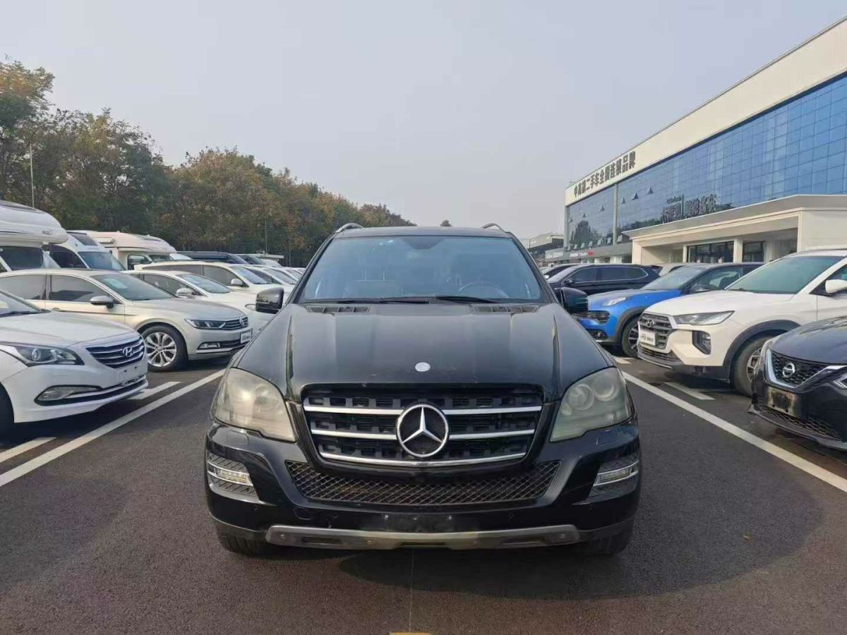 奔馳 奔馳M級(jí)AMG  2011款 AMG ML 63圖片