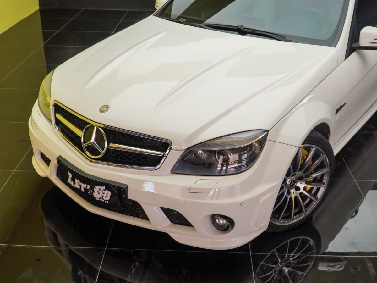 奔馳 奔馳C級(jí)AMG  2009款 AMG C 63 動(dòng)感型圖片