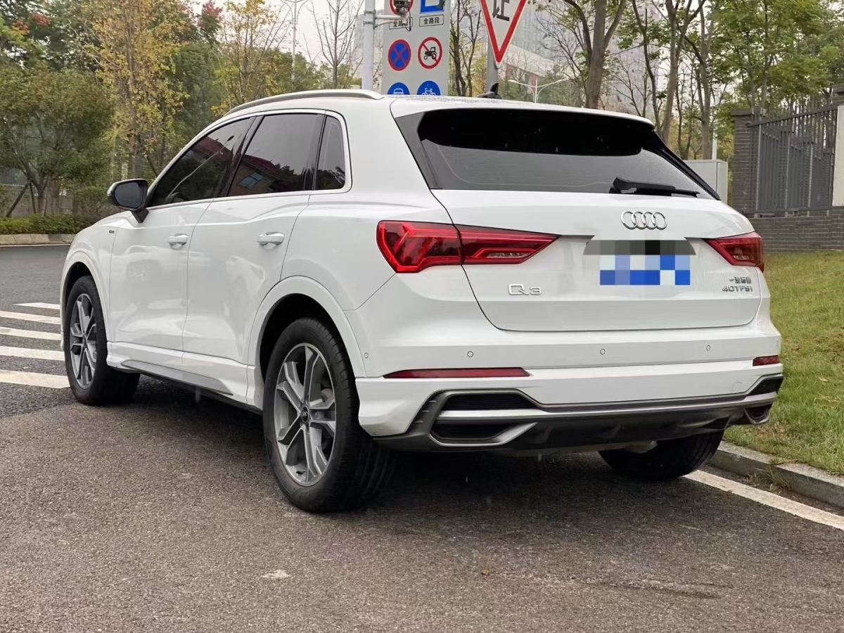 奧迪 奧迪Q3  2023款 40 TFSI 時尚動感型圖片