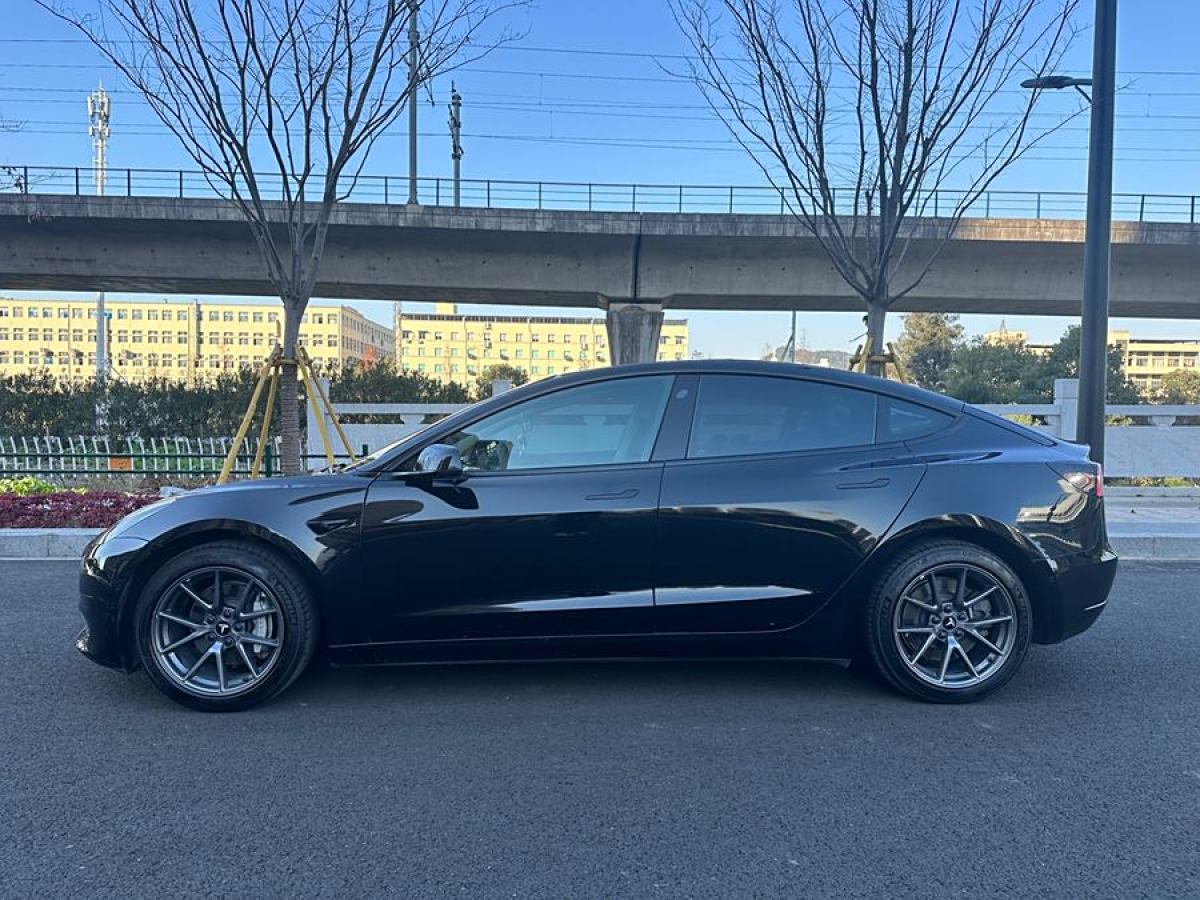 特斯拉 Model Y  2022款 改款 后輪驅(qū)動(dòng)版圖片