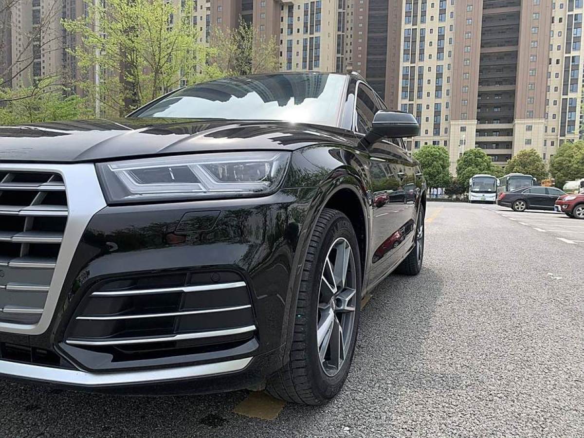 奧迪 奧迪Q5L  2020款 45 TFSI 尊享時尚型圖片