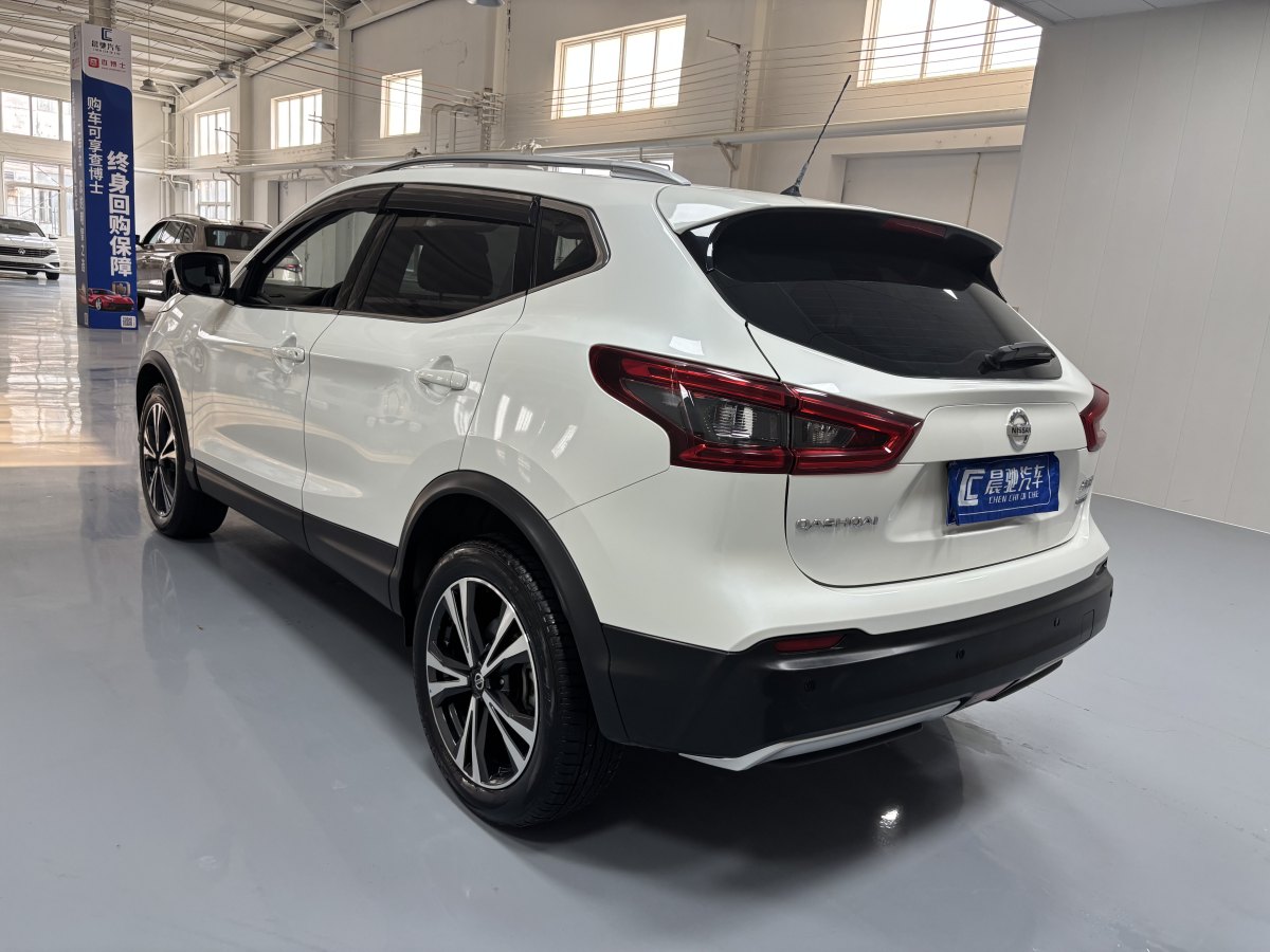 日產(chǎn) 逍客  2017款 2.0L CVT豪華版 國VI圖片