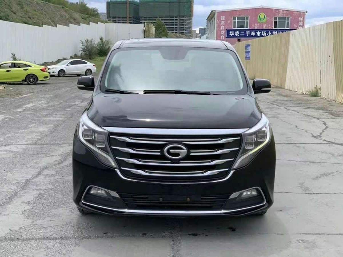 廣汽傳祺 M8  2018款 320T 尊貴版圖片