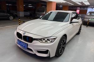 寶馬3系 寶馬 328i xDrive運(yùn)動設(shè)計套裝