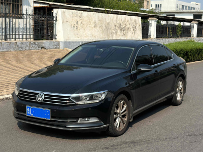 2017年3月 大众 迈腾 330TSI DSG 豪华型图片