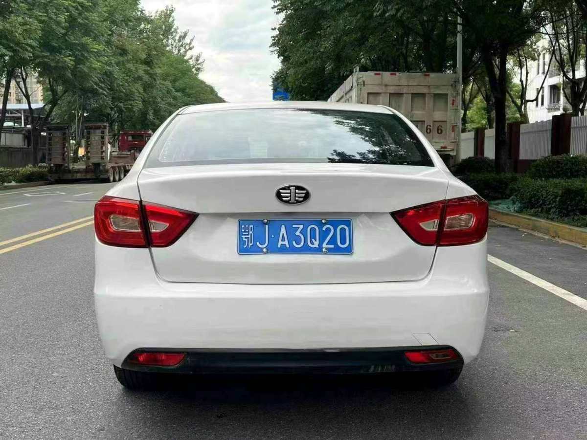 奔腾 B30  2019款 1.6L 自动舒适型图片