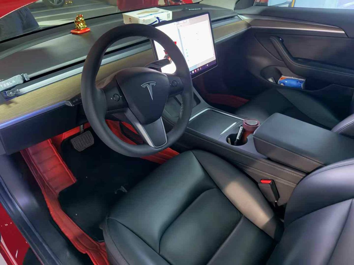 特斯拉 Model S  2021款 Plaid Plus 版圖片