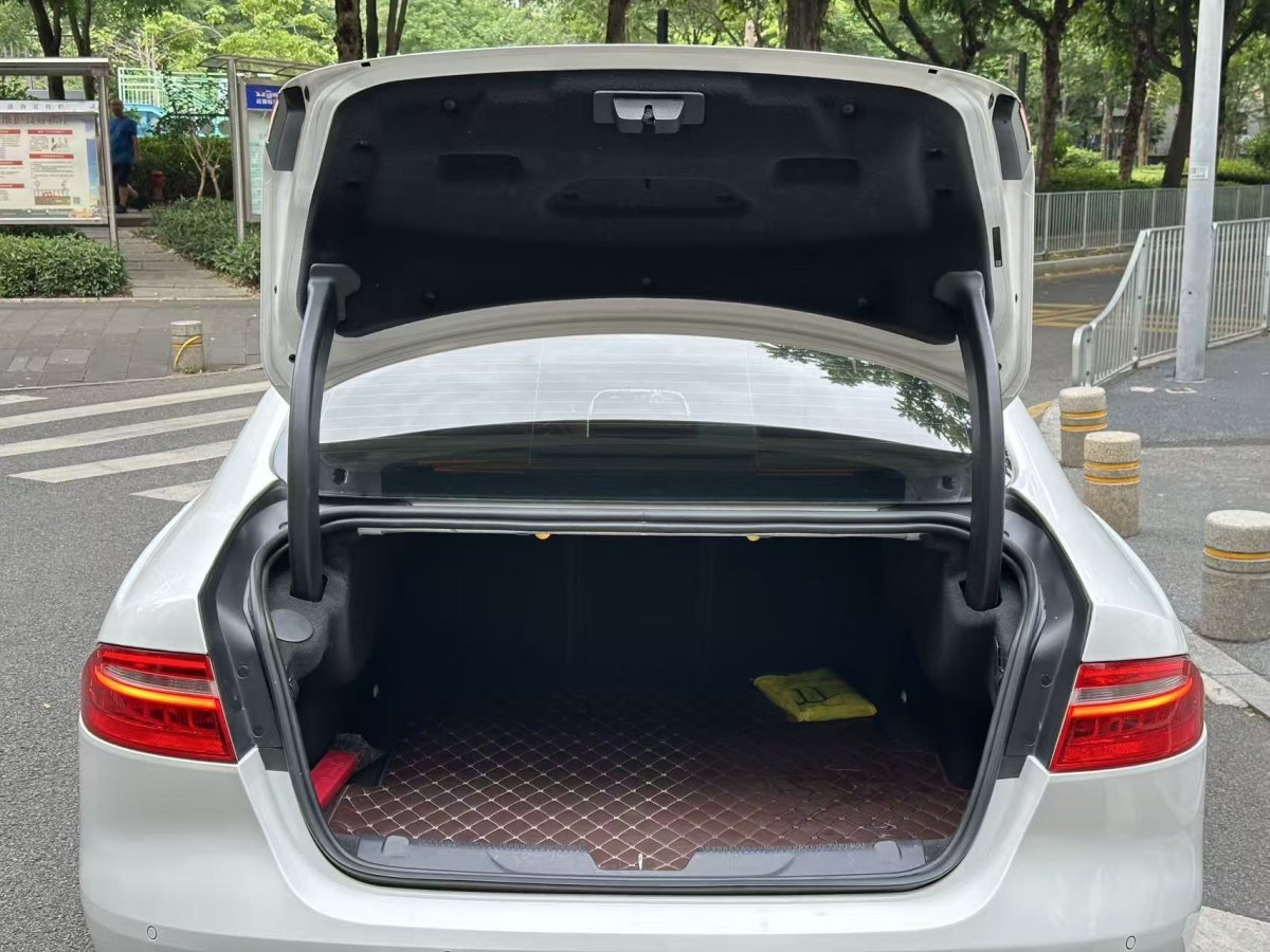 捷豹 XEL  2018款 2.0T 200PS 豪華版圖片