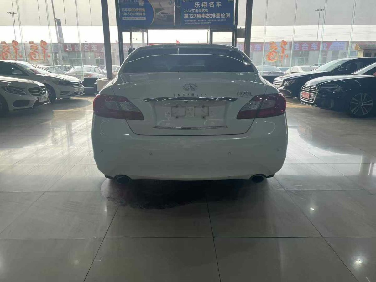 英菲尼迪 Q50  2014款 3.7 豪華版圖片