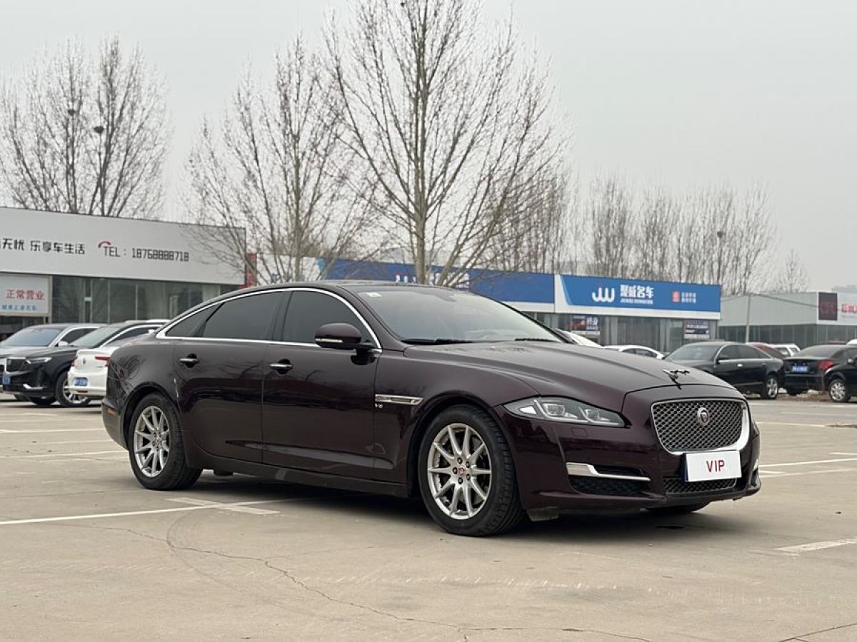 2017年11月捷豹 XJ  2016款 XJL 2.0T 兩驅典雅商務版